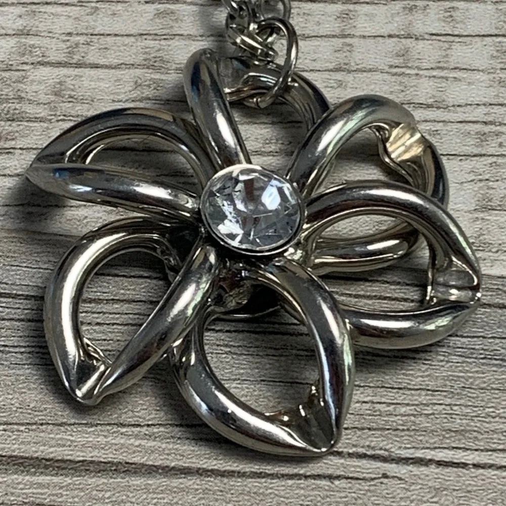 Silver Tone Long Flower Pendant Necklace Rhinestone Accent 36 Inch Chain